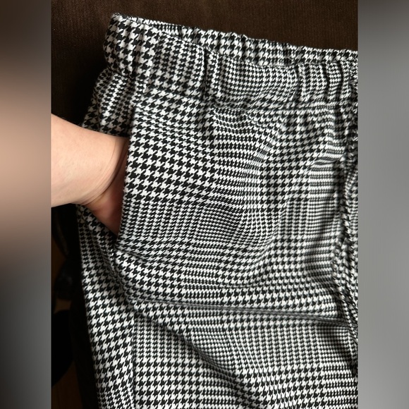 C By One Black & White Houndstooth Pattern Capri Casual Pants Sz XL  T 16. - Picture 3 of 12